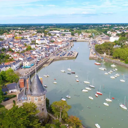 Les Albatros By Interhome * Pornic