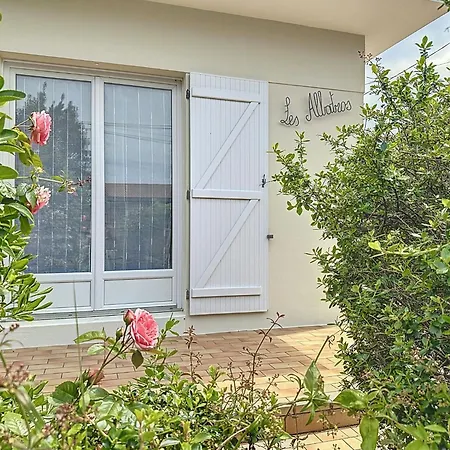 Les Albatros By Interhome Casa vacanze
